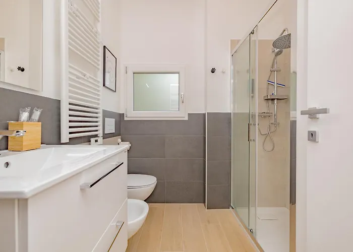 Comfy & Chic Near Universita Iulm & Famagosta-ideal For Work Apartment