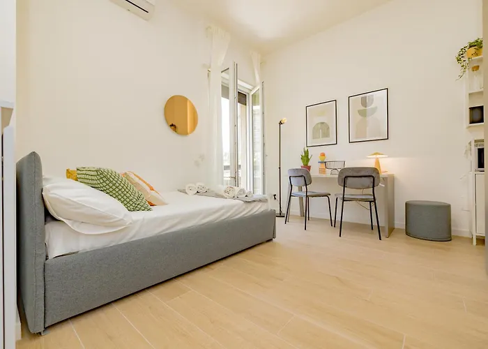 Comfy & Chic Near Universita Iulm & Famagosta-ideal For Work Apartment Milan