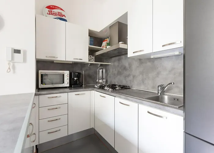 Guesthost - Porta Venezia M1 Cosy Milánó