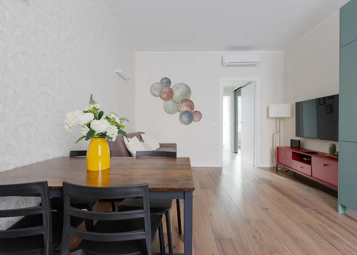 Guesthost - La Ringhiera Dell'acquabella Милан