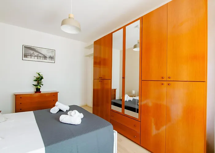 Lovely Rita Urban Living