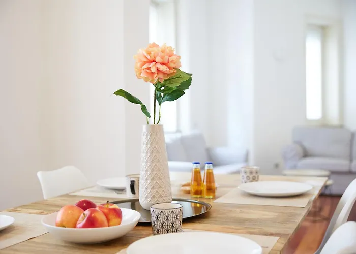 Apartment Porta Nuova Lusso 8 Minuti Dal Duomo Milan