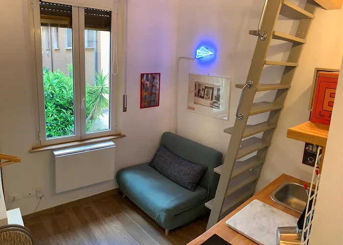 M20, Isola Garibaldi Mailand