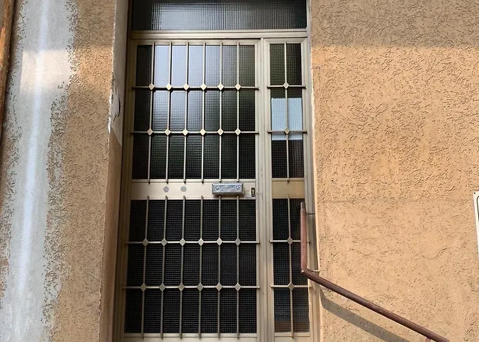 Apartment M20, Isola Garibaldi *