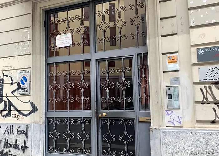 Apartment M20, Isola Garibaldi *