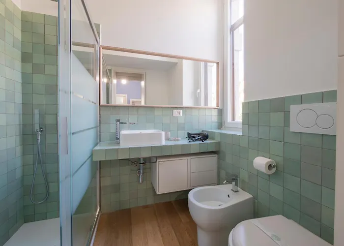 Xenia - Bright Near Piazzale Susa * Milán