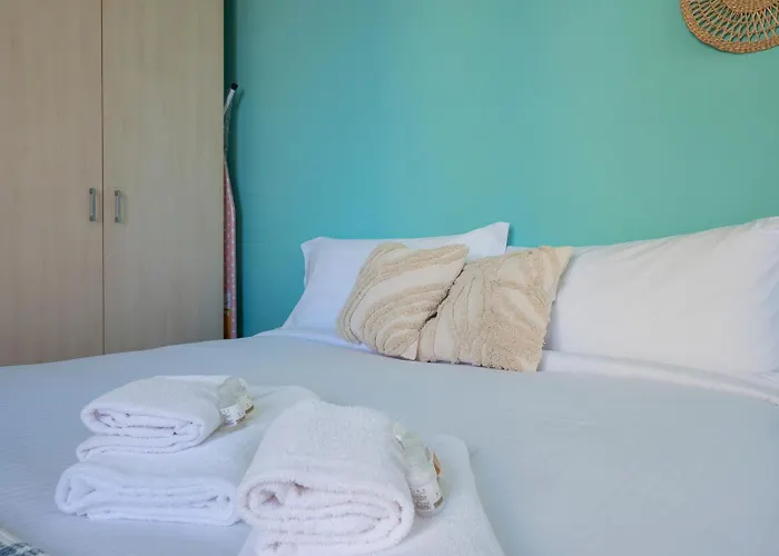 Xenia - Bright Near Piazzale Susa Milán