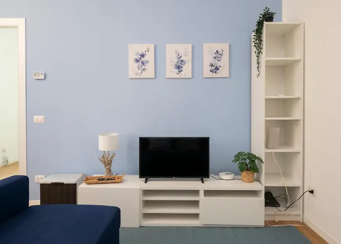 Xenia - Bright Near Piazzale Susa Milán