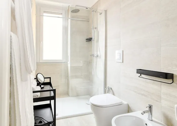 Joivy 1-bed With Balcony Near Subway * ミラノ