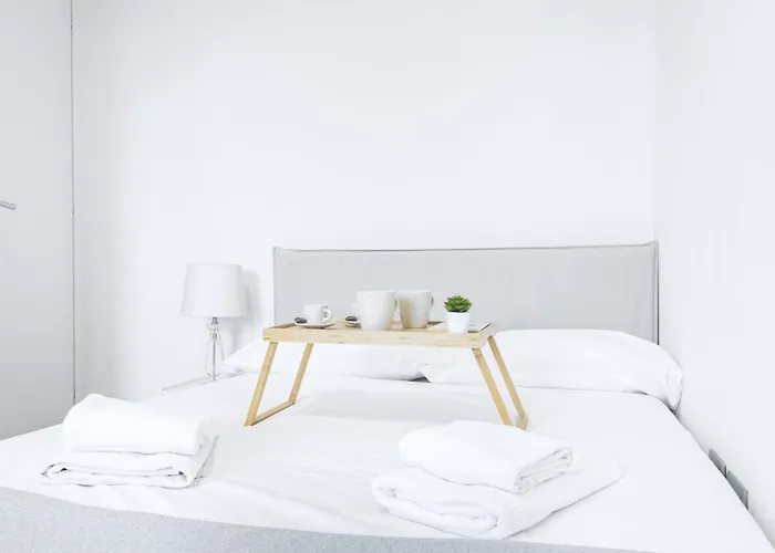 Easylife - - Muratori 13 - Porta Romana * Milão