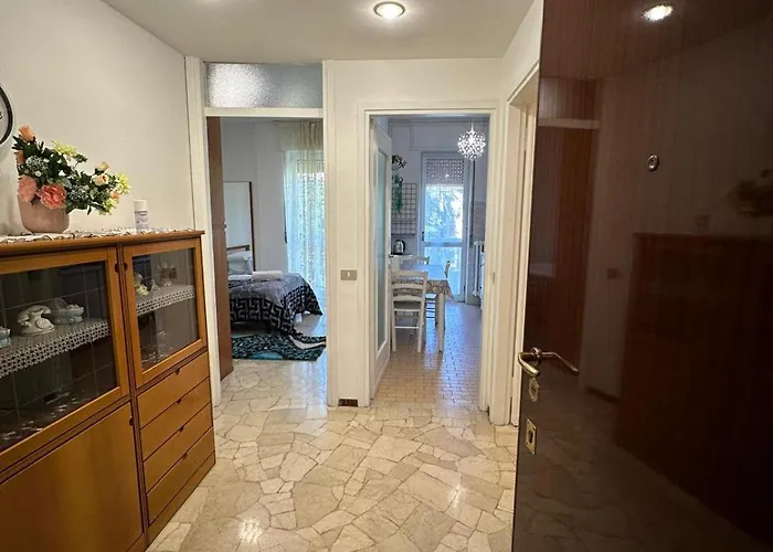 Sara Luxury * Milano