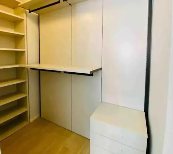 Appartement Lovely In Prada District Milaan