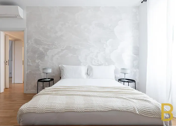 Beplace At Navigli Apartment