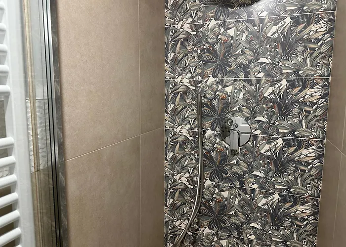 Repetti Design - 10 Min To Centre & Airport *