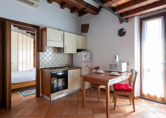 Youhosty - Porta Romana M3 *