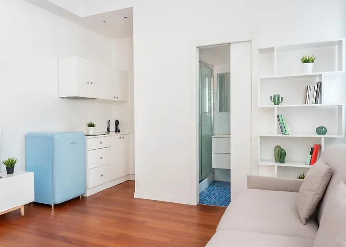 New And Lovely Flat In Center