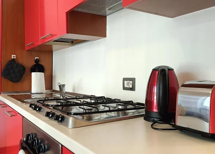 Sahi - Via Dei Ciclamini Mm1 Primaticcio, Stadio San Siro, Ospedale San Carlo