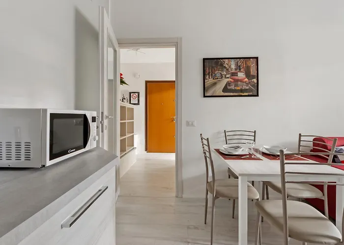 Апартаменты Bwr - In Zona Sempione-tre Torri, Via Alberti *