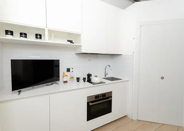 Apartment Small House Near The Station *