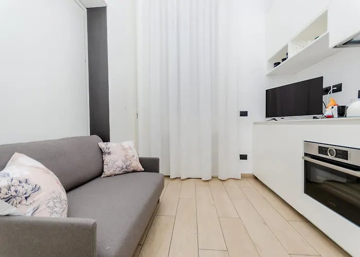 Apartment Small House Near The Station