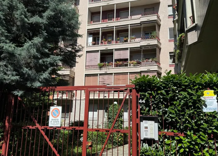 Lorenteggio Urban - Affitti Brevi Italia Апартаменты *