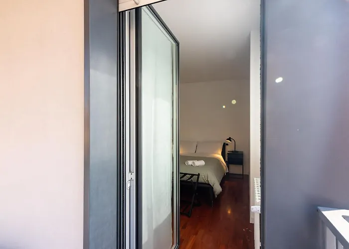 Daniele Flat - Free Wi-fi & M4 Metro * Milan