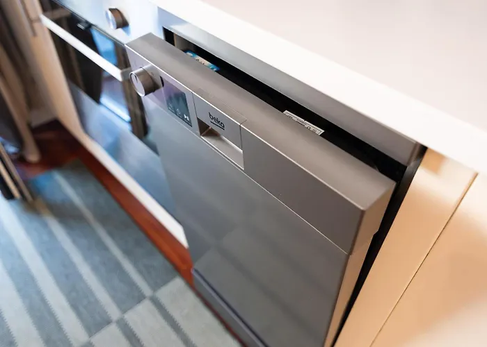 Daniele Flat - Free Wi-fi & M4 Metro