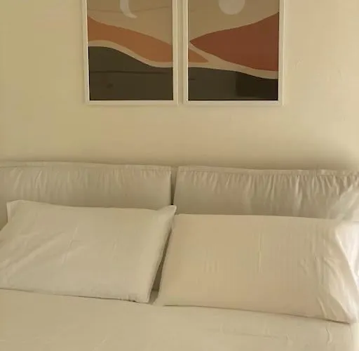 Accogliente - * Milano