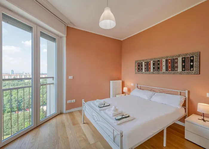 Omodeo, 19 - Ampio E Panoramico 米兰