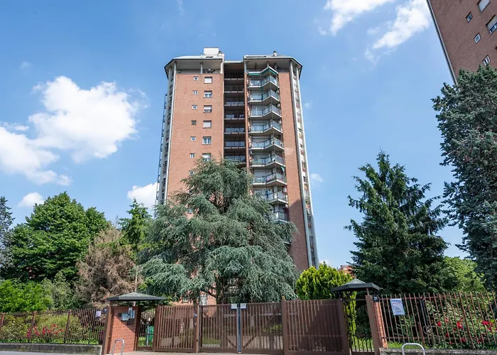 Omodeo, 19 - Ampio E Panoramico 公寓 米兰