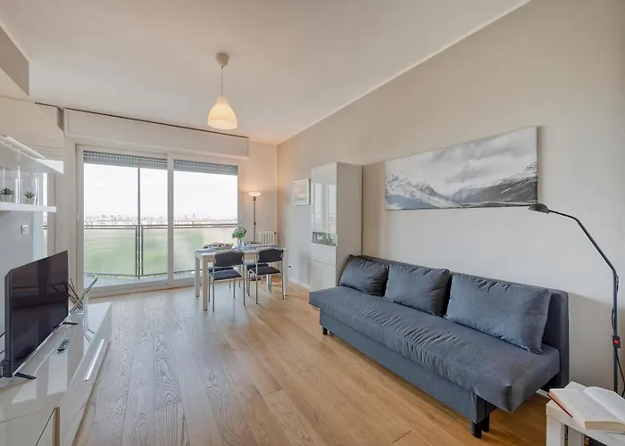 Omodeo, 19 - Ampio E Panoramico *