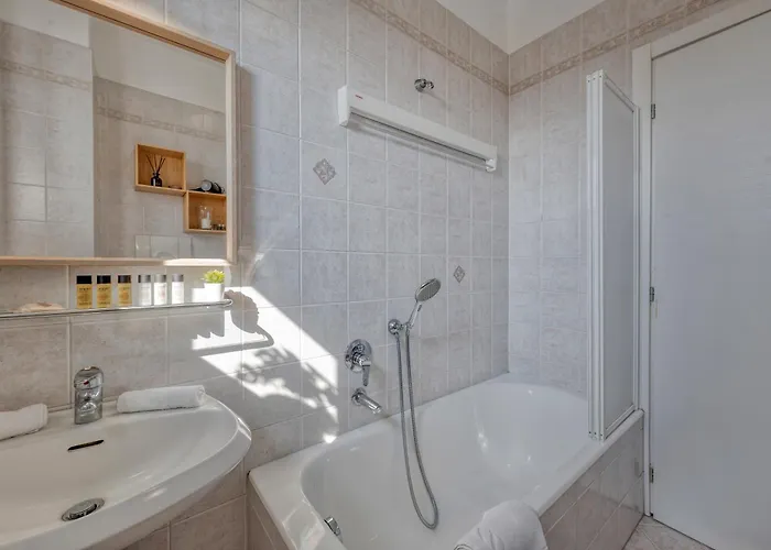 Omodeo, 19 - Ampio E Panoramico *