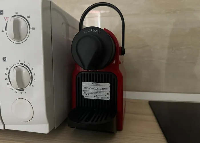 Rifugio Di - Centrale- M1 Pasteur * Milan