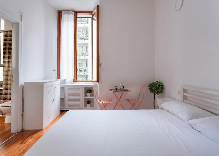 New! Lovely & Friendly In Center D