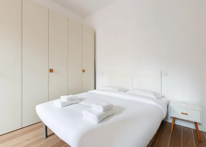 Guesthost - Porta Venezia Cosy *