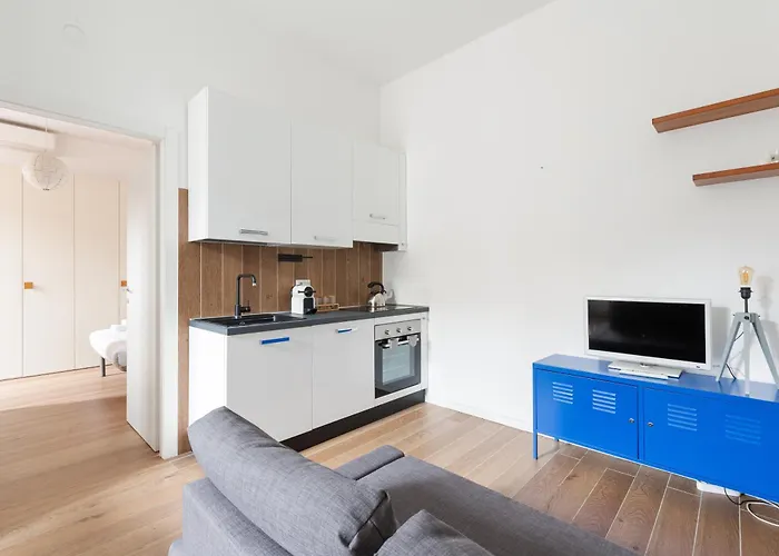 Daire Guesthost - Porta Venezia Cosy *