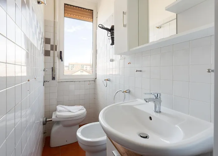 Guesthost - Savona District Comfy