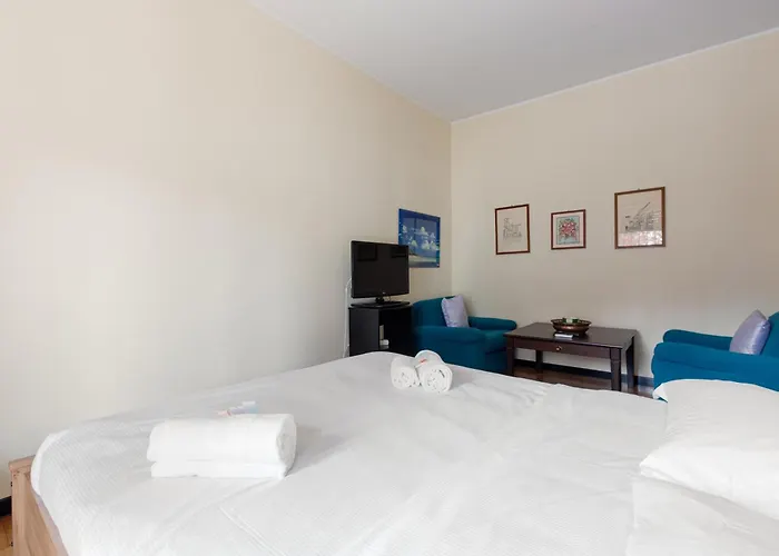 Appartement Guesthost - Forlanini - Functional With Balcony! *