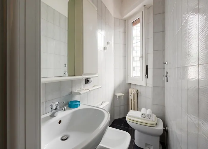 Guesthost - Forlanini - Functional With Balcony! Lägenhet Milano
