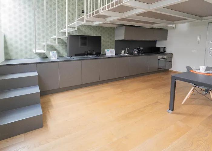 Modern Loft In Porta Venezia Apartament