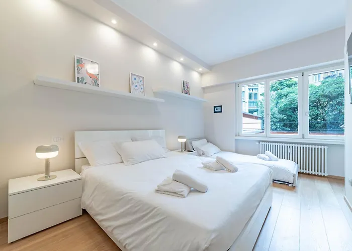 500 M From Corso Sempione, Close To Metro M5 * 米兰