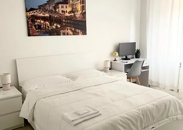 Bilocale Zona Navigli *