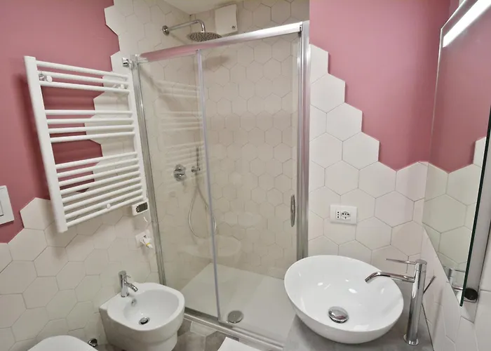 Lombardini 1 דירה *