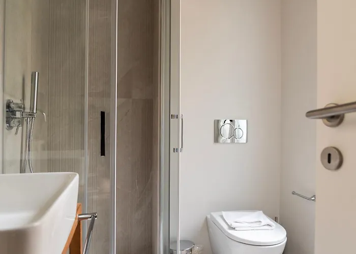 Youhosty - Ticinese 4 Milan