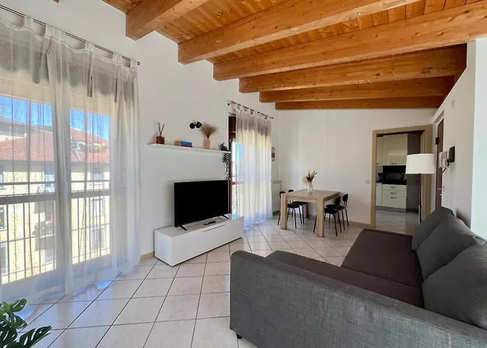 Big Skyview Goldoni - Duomo M4 Lin Airport * Mediolan