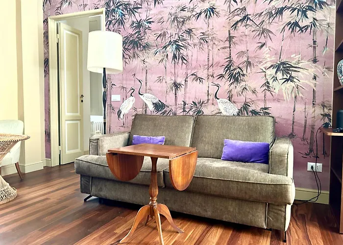 Elegant Historic On A Tree-lined Avenue Near Cadorna Station And Last Supper