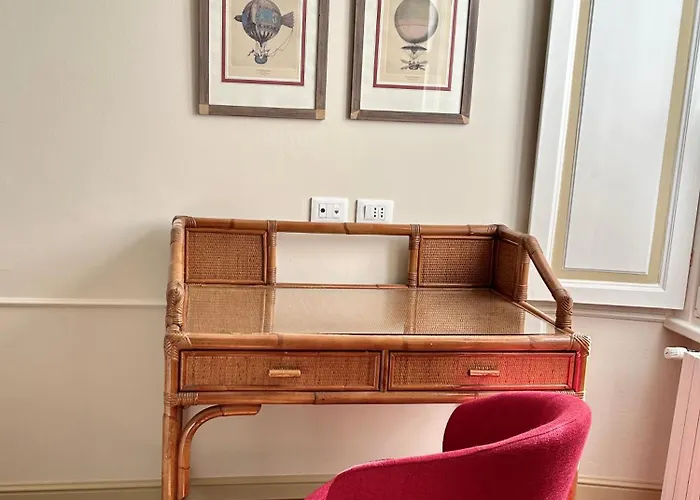 Elegant Historic On A Tree-lined Avenue Near Cadorna Station And Last Supper 아파트