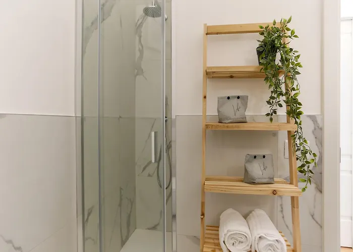 The Rent - Modern One Bedroom In San Babila Appartamento Milano