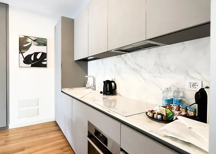 Comecasa Modern Terraced & Palestra * Mediolan