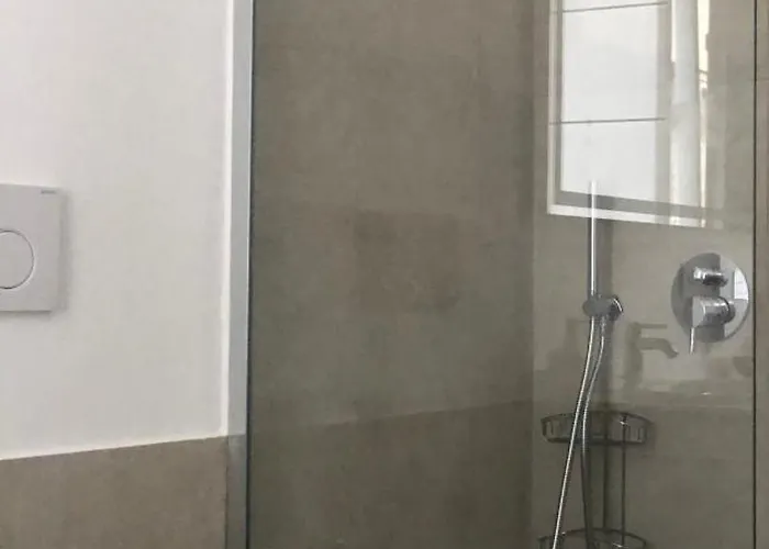 Missori Rose Garden View Apartmán *